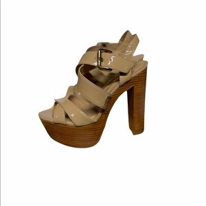 Pour la Victoire 6 Gisela Platform Sandals 5”